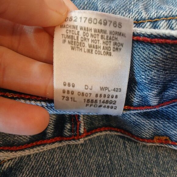 Levis 550 Relaxed Tapered Jeans 12 Long - Picture 4 of 8